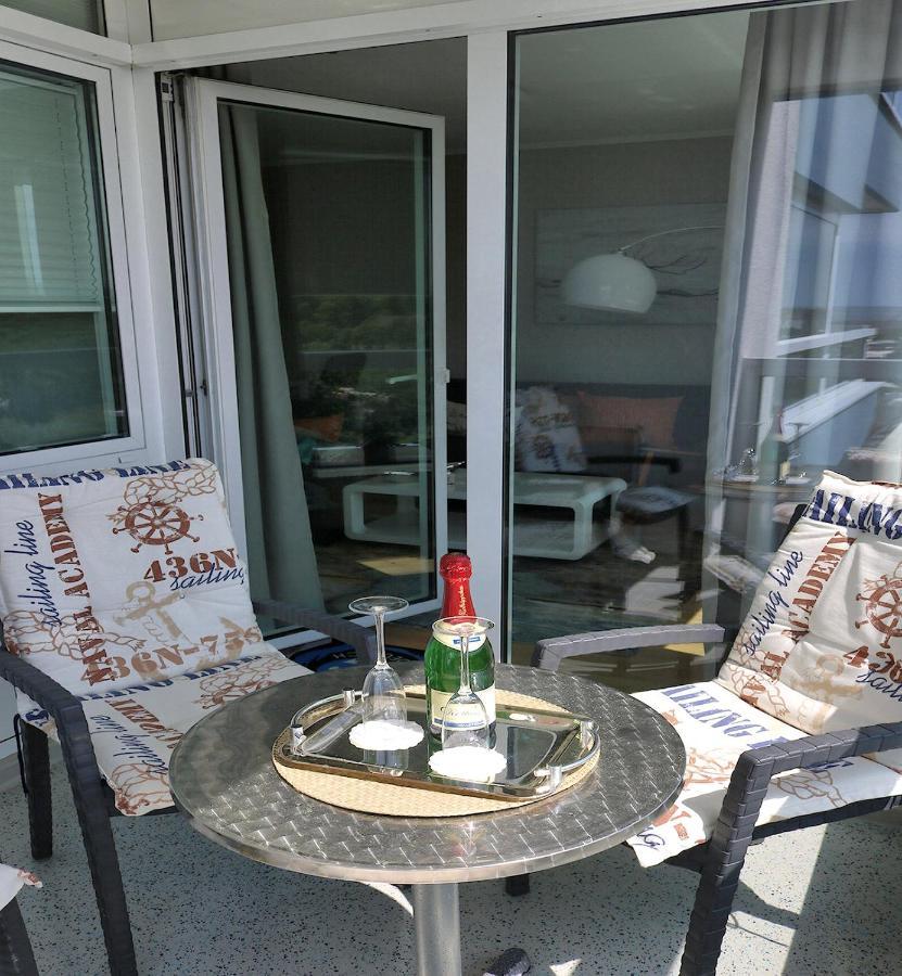 Schicke Fewo 150M Vom Strand Kostenlos Wlan Grosses Schwimmbad Sauna Cuxhaven Exterior foto